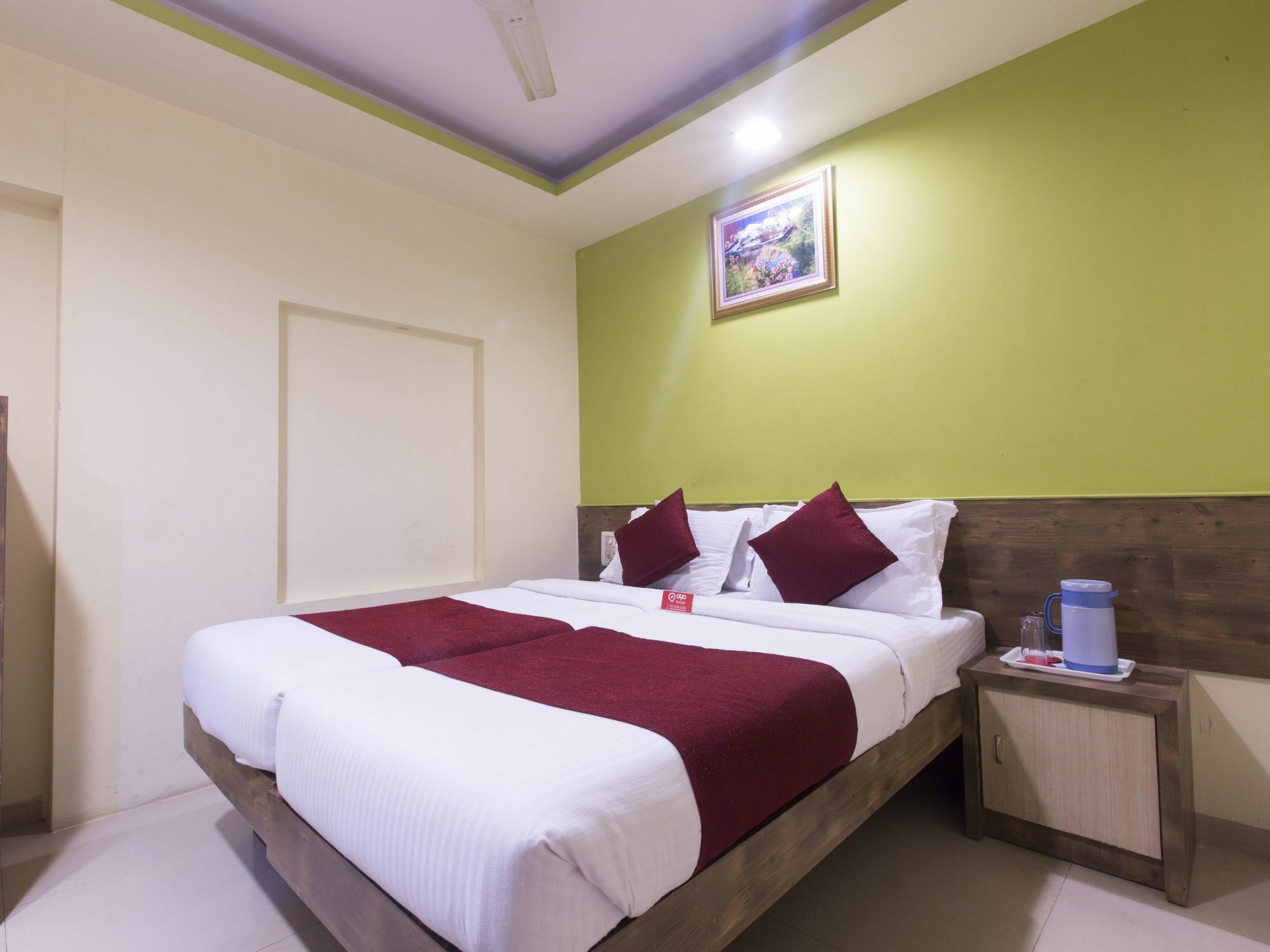 Oyo 8760 Hotel Arma Residency - Mumbai — Photos 2