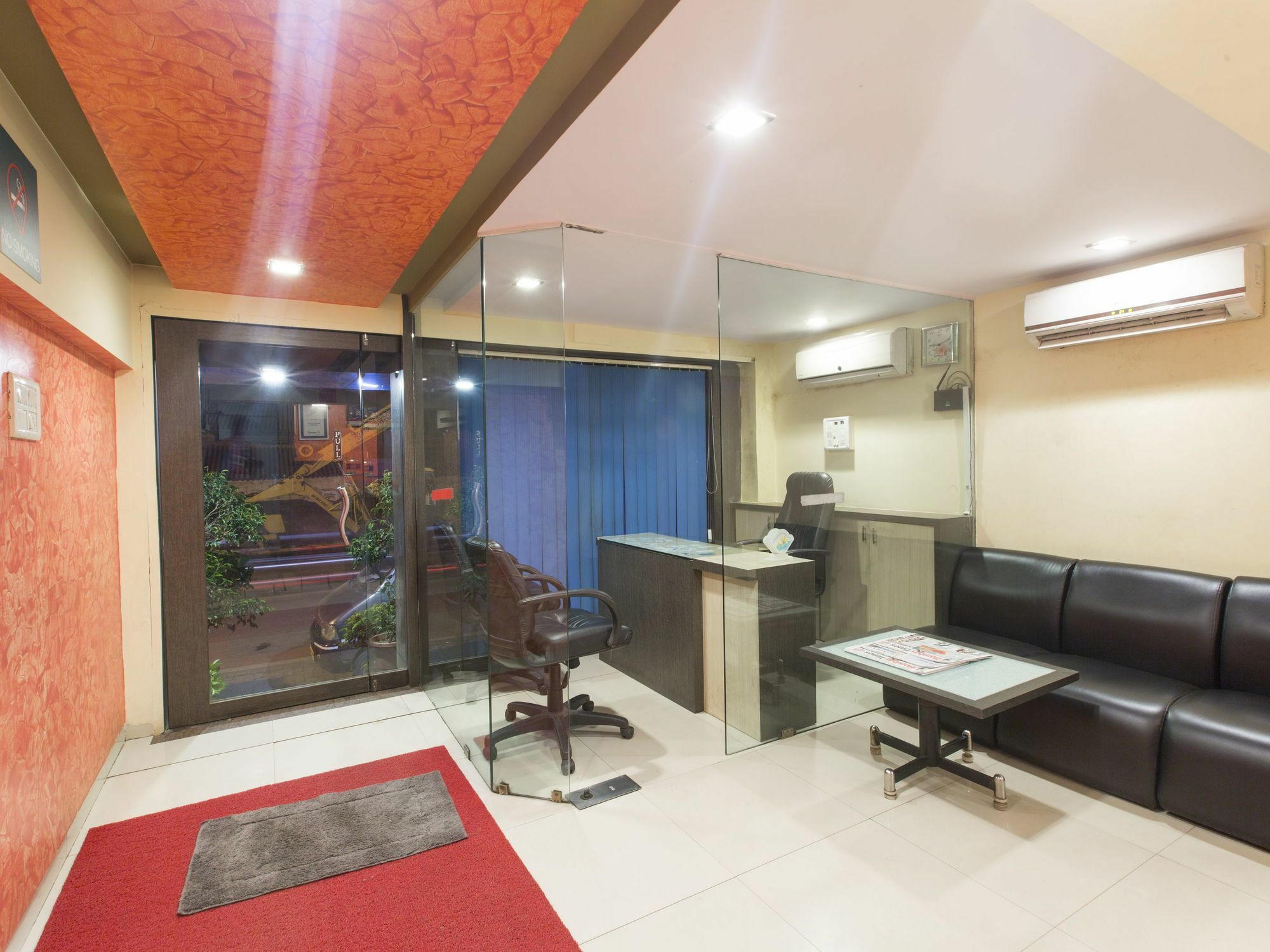 Oyo 8760 Hotel Arma Residency - Mumbai, Mumbai